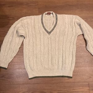 Graham& Gunn  tan V neck sweater size Large